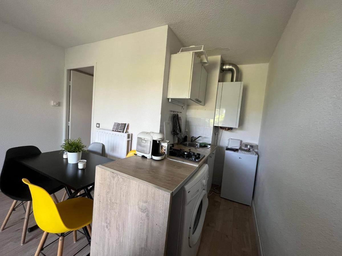וילנב-לובה Appartement 2 Pieces En Rez De Jardin Avec Parking Et Piscine מראה חיצוני תמונה