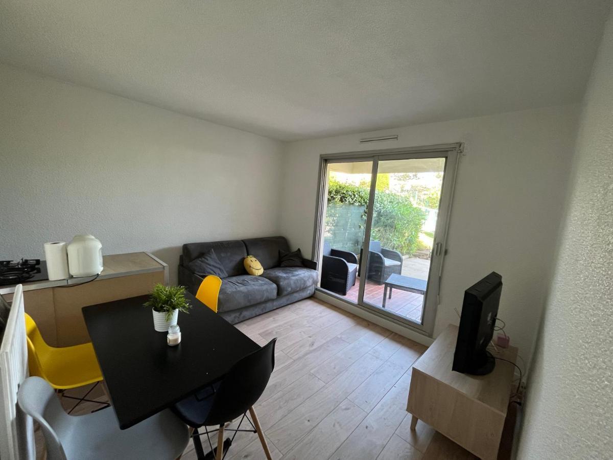וילנב-לובה Appartement 2 Pieces En Rez De Jardin Avec Parking Et Piscine מראה חיצוני תמונה